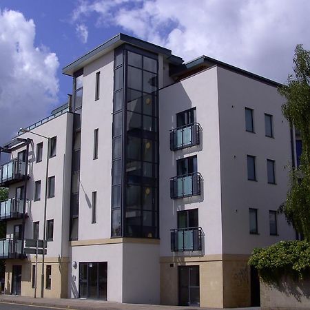 Cheltenham Plaza Apartments Ashchurch Esterno foto